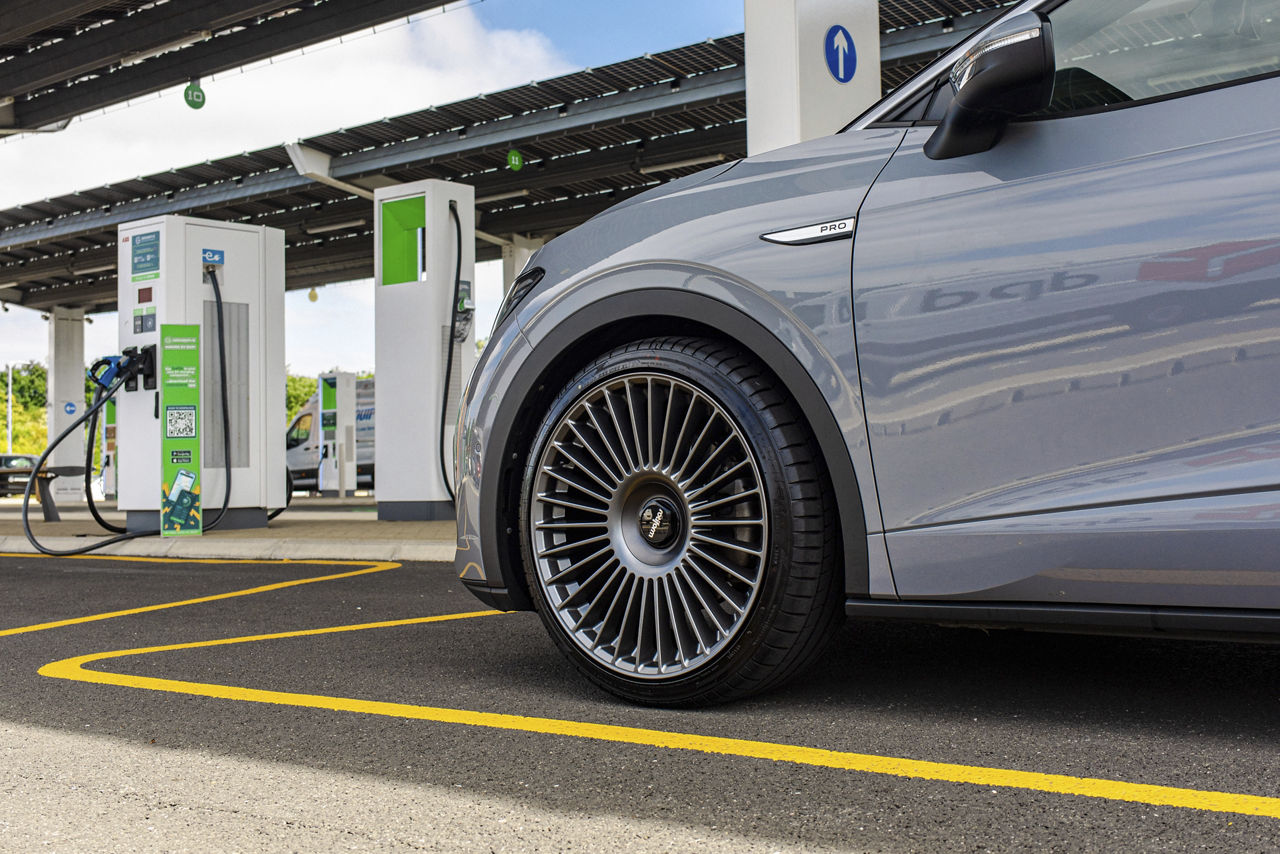 2024 Volkswagen ID5 - Rotiform GRZ - Gray | Wheel Pros